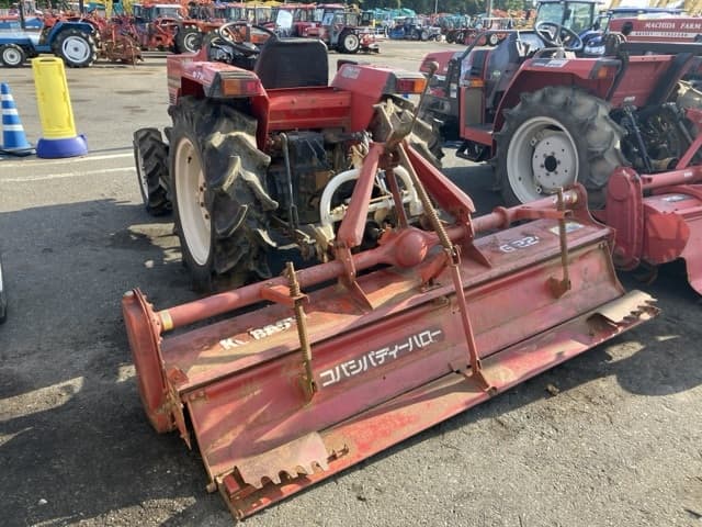 Tractor — Auction (lot 8457-1144)