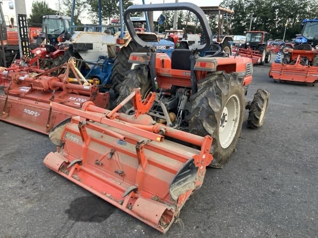 Tractor — Auction (lot 8457-1149)