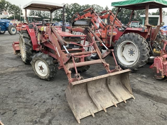 Tractor — Auction (lot 8457-1156)