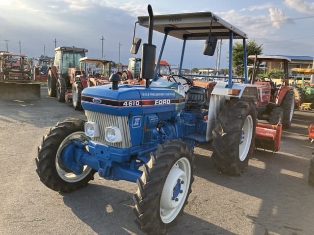 Tractor — Auction (lot 8457-1158)