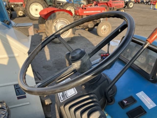 Tractor — Auction (lot 8457-1158)