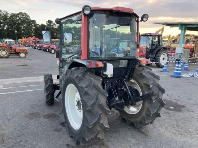 Tractor — Auction (lot 8457-1159)