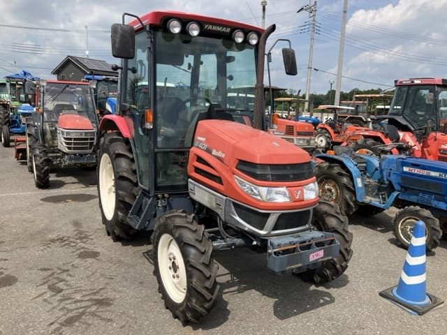 Tractor — Auction (lot 8457-1163)
