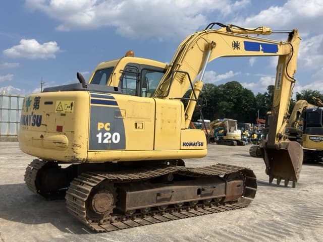 EXCAVATOR — Auction (lot 8457-117)