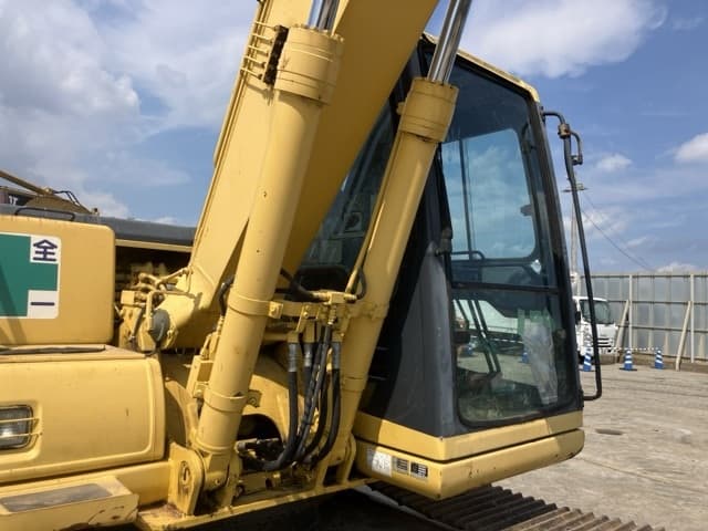 EXCAVATOR — Auction (lot 8457-117)