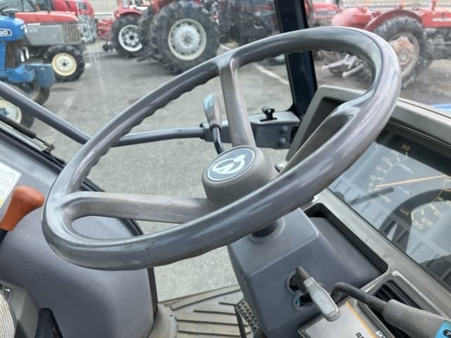 Tractor — Auction (lot 8457-1172)