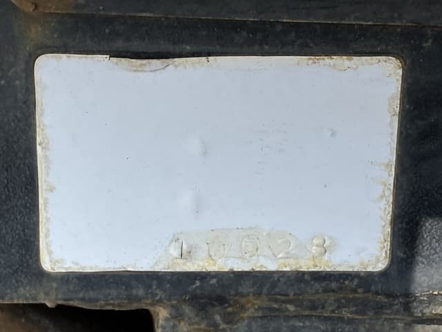Tractor — Auction (lot 8457-1173)
