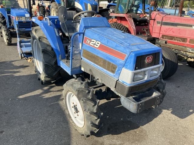 Tractor — Auction (lot 8457-1175)
