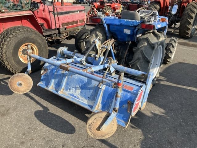 Tractor — Auction (lot 8457-1175)