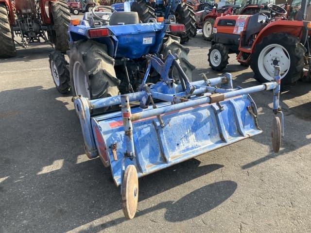 Tractor — Auction (lot 8457-1175)