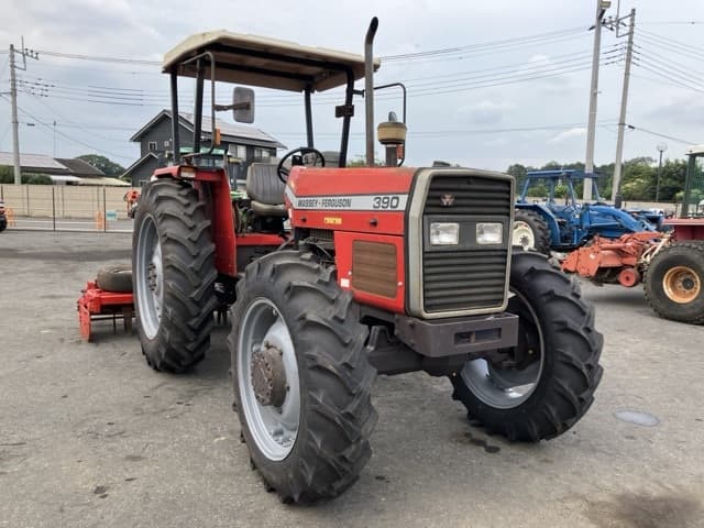 Tractor — Auction (lot 8457-1176)