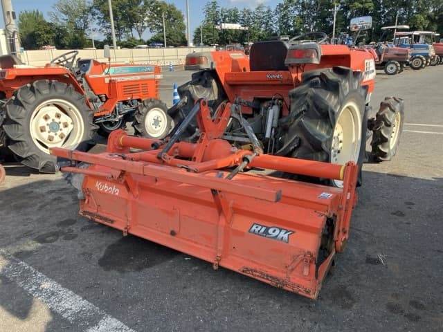 Tractor — Auction (lot 8457-1179)