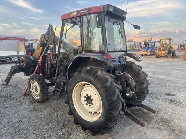 Tractor — Auction (lot 8457-11801)