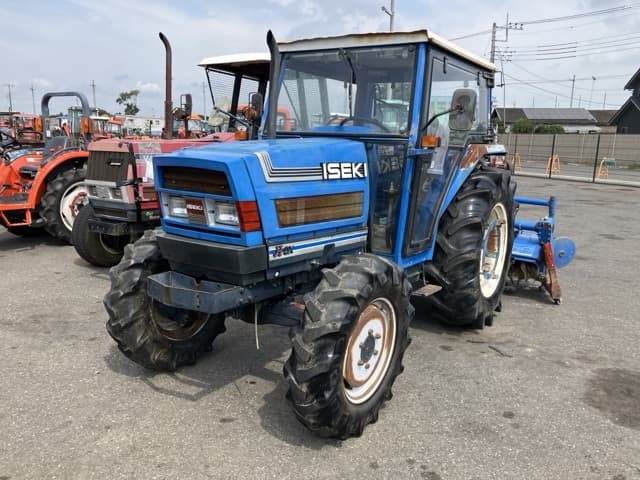 Tractor — Auction (lot 8457-1183)