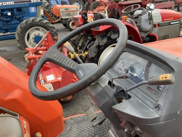 Tractor — Auction (lot 8457-1192)