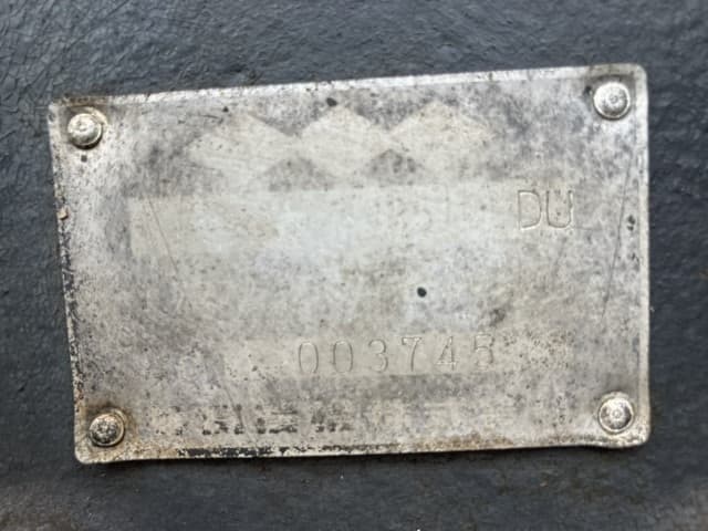 Tractor — Auction (lot 8457-1196)
