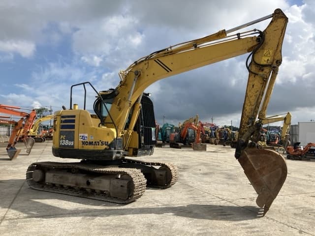 EXCAVATOR — Auction (lot 8457-120)