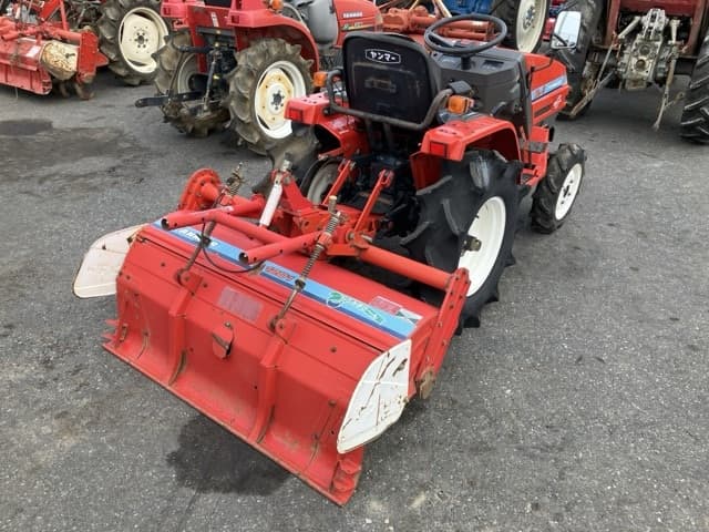 Tractor — Auction (lot 8457-1200)