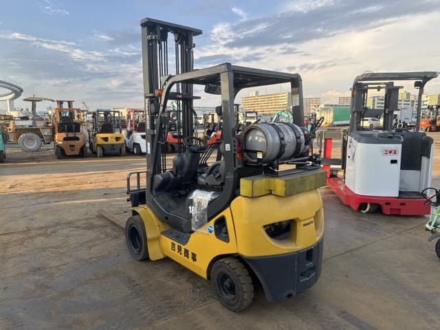 Forklift — Auction (lot 8457-12001)