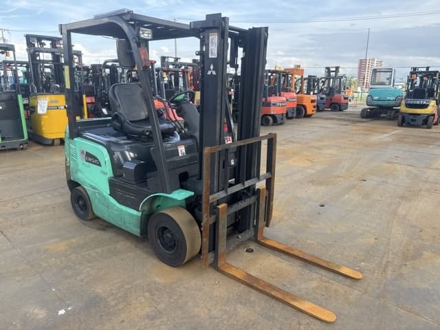 Forklift — Auction (lot 8457-12003)