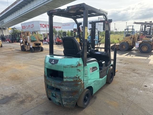 Forklift — Auction (lot 8457-12003)