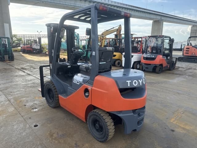 Forklift — Auction (lot 8457-12007)