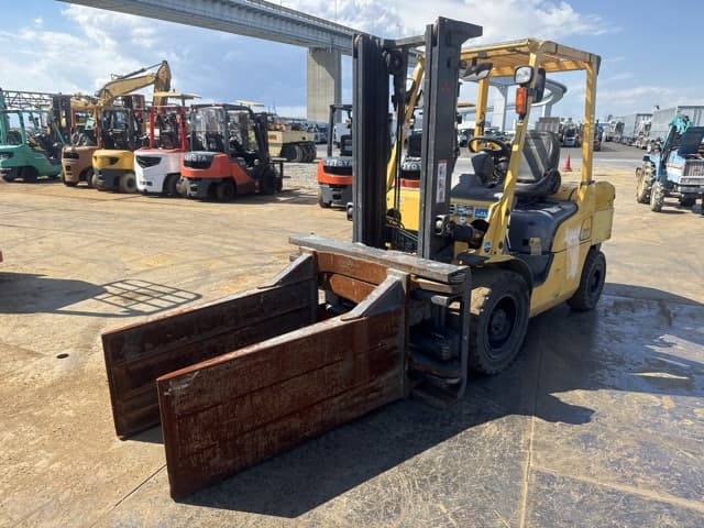 Forklift — Auction (lot 8457-12008)