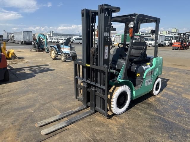 Forklift — Auction (lot 8457-12011)