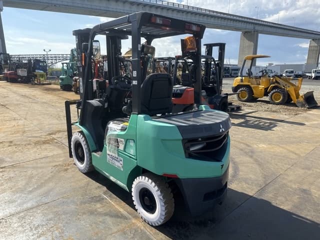 Forklift — Auction (lot 8457-12011)