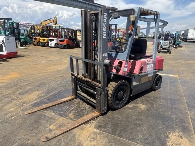 Forklift — Auction (lot 8457-12012)