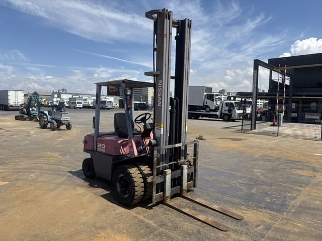 Forklift — Auction (lot 8457-12013)