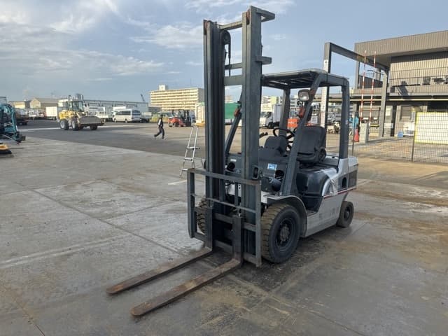 Forklift — Auction (lot 8457-12014)