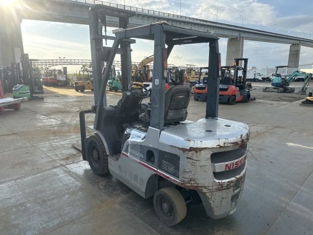 Forklift — Auction (lot 8457-12014)