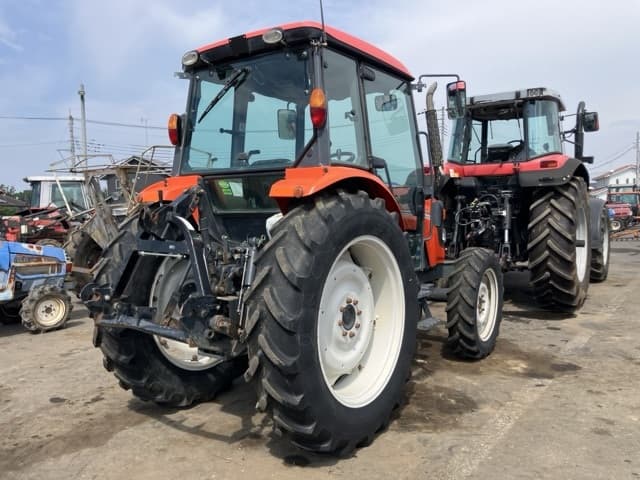 Tractor — Auction (lot 8457-1202)