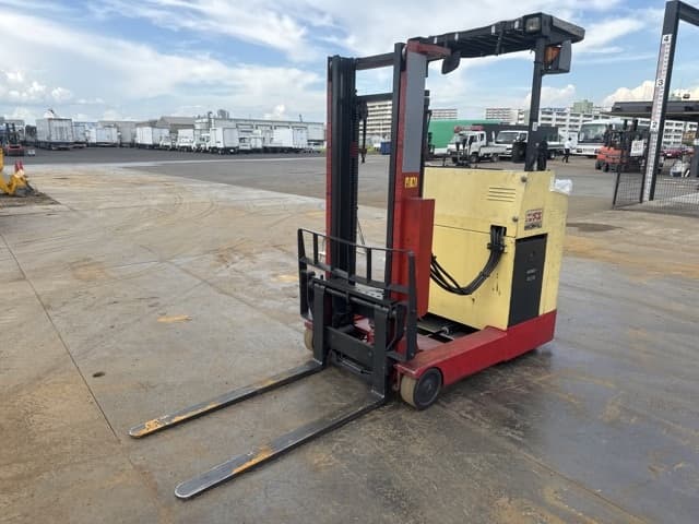 Reach Forklift — Auction (lot 8457-12021)