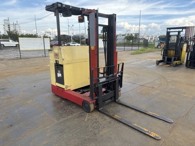 Reach Forklift — Auction (lot 8457-12021)