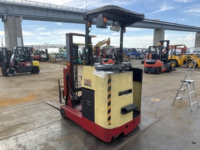 Reach Forklift — Auction (lot 8457-12021)