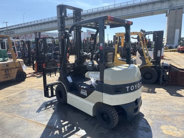 Battery Forklift — Auction (lot 8457-12024)