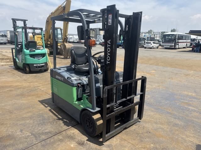 Battery Forklift — Auction (lot 8457-12028)