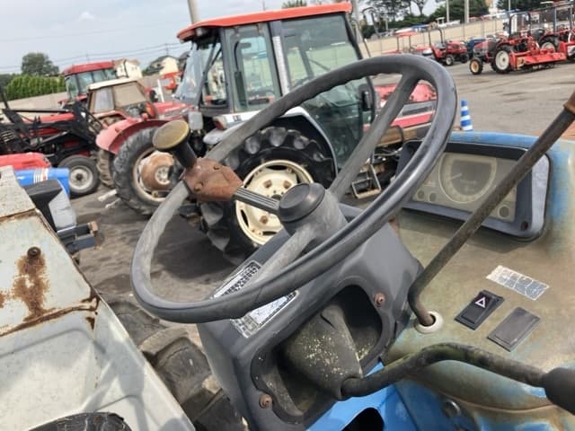Tractor — Auction (lot 8457-1203)