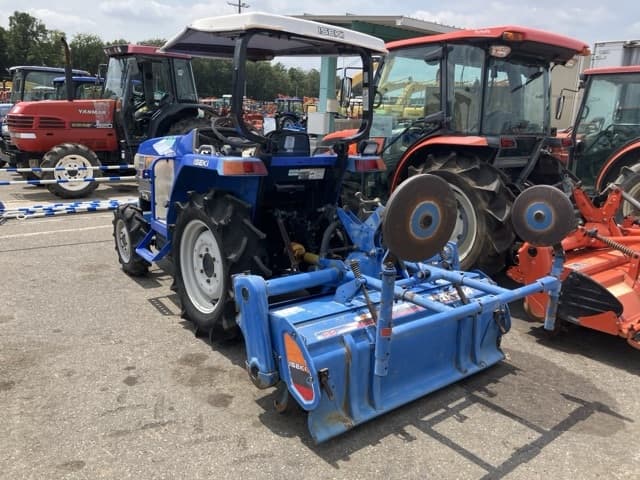 Tractor — Auction (lot 8457-1205)