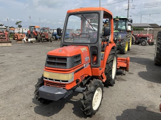 Tractor — Auction (lot 8457-1206)