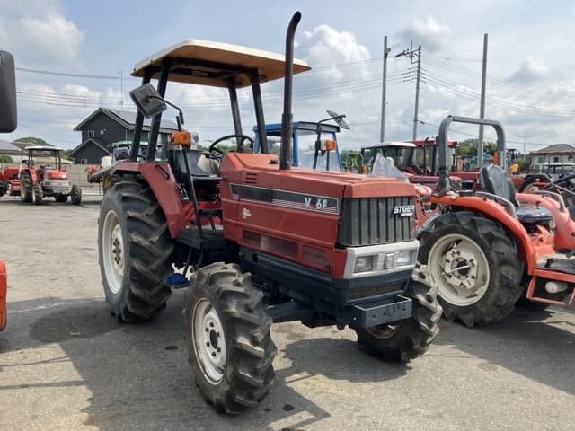 Tractor — Auction (lot 8457-1208)