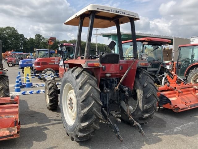 Tractor — Auction (lot 8457-1208)