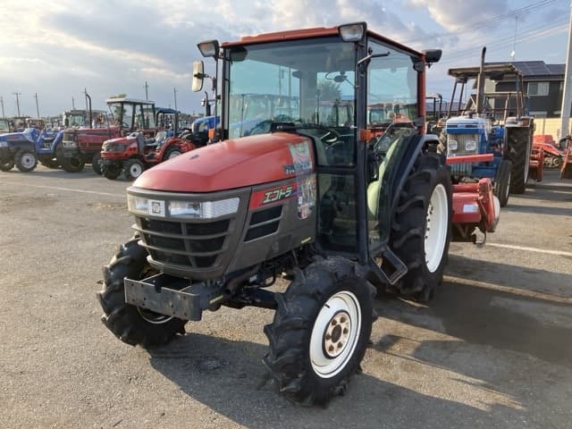 Tractor — Auction (lot 8457-1210)