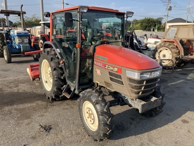 Tractor — Auction (lot 8457-1210)