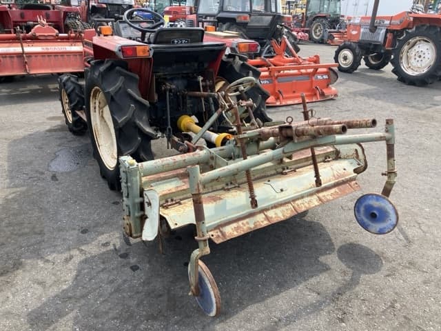 Tractor — Auction (lot 8457-1211)