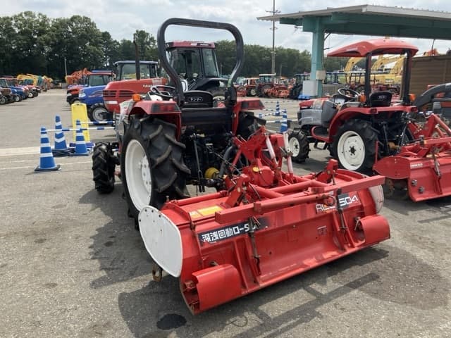 Tractor — Auction (lot 8457-1212)