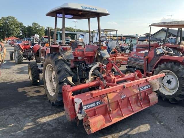 Tractor — Auction (lot 8457-1214)