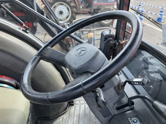 Tractor — Auction (lot 8457-1215)